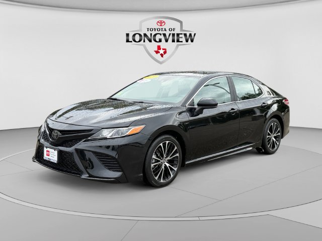 Certified 2020 Toyota Camry SE FWD image 1