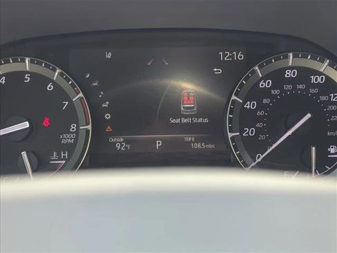 Used 2021 Toyota Highlander XSE FWD image 11