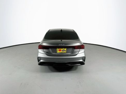 Used 2024 Kia Forte LXS FWD image 8