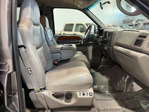 Used 2002 Ford F250 XLT AWD/4WD image 17