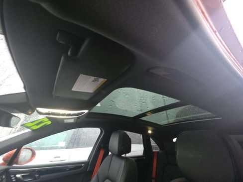 Used 2022 Porsche Macan S image 7