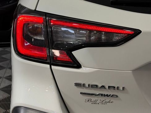Used 2025 Subaru Outback Premium image 12