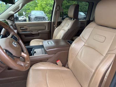 Used 2022 RAM 3500 Limited AWD/4WD image 4