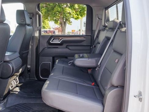 Used 2025 Chevrolet Silverado 3500 LT w/ Trail Boss Package AWD/4WD image 8
