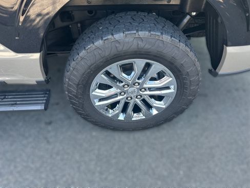 Used 2025 Ford F150 King Ranch w/ FX4 Off-Road Package AWD/4WD image 25