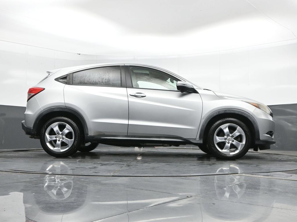 Used 2016 Honda HR-V EX image 36