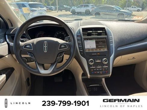 Used 2018 Lincoln MKC Reserve w/ Lincoln MKC Climate Package image 12