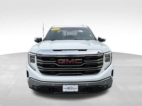 Used 2023 GMC Sierra 1500 SLT w/ SLT Premium Plus Package AWD/4WD image 7