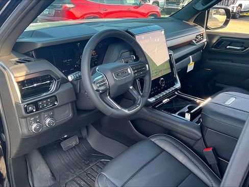 New 2026 GMC Yukon XL Denali AWD/4WD image 6