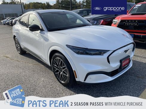 New 2025 Ford Mustang Mach-E Premium image 1
