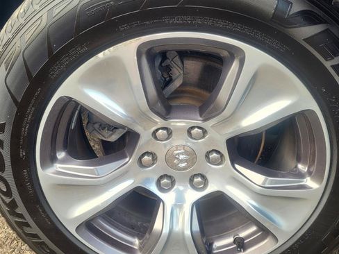 Used 2022 RAM 1500 Laramie AWD/4WD image 48