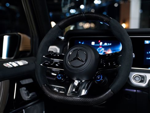 Used 2025 Mercedes-Benz G 63 AMG 4MATIC image 43