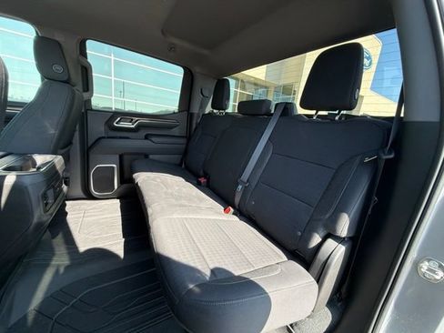 Used 2023 Chevrolet Silverado 1500 RST w/ Protection Package AWD/4WD image 17