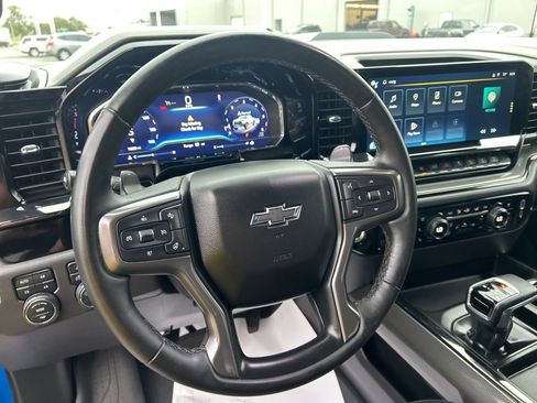 Used 2024 Chevrolet Silverado 1500 ZR2 image 15