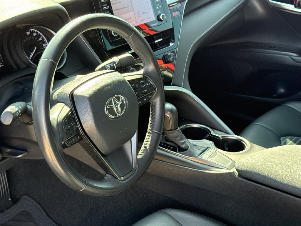 Used 2024 Toyota Camry SE FWD image 16