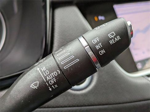 Certified 2025 Cadillac XT5 Premium Luxury image 31