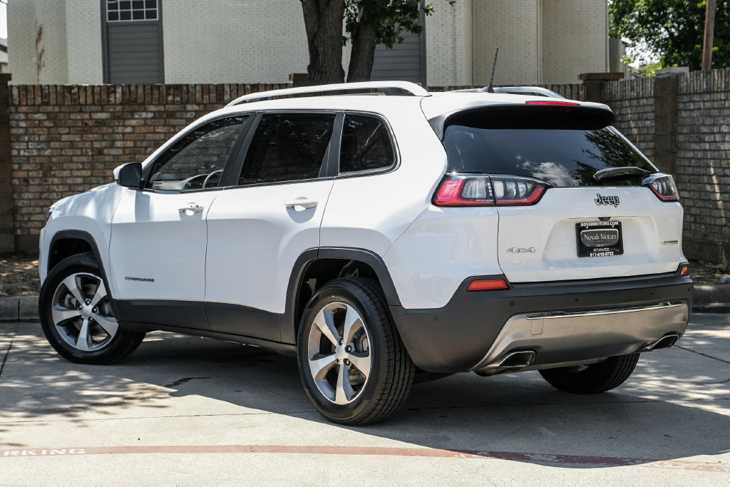 Used 2021 Jeep Cherokee Limited AWD/4WD image 20
