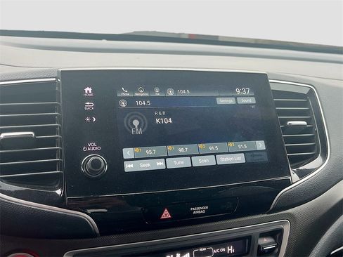 Used 2023 Honda Passport TrailSport image 15