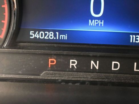 Used 2022 Ford Explorer XLT w/ Equipment Group 202A image 27