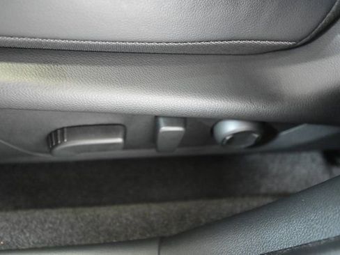 Certified 2025 Subaru Crosstrek 2.5i Limited w/ Popular Package #3A image 21