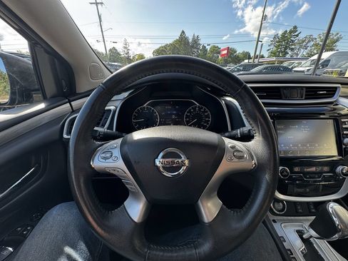Used 2017 Nissan Murano AWD image 13