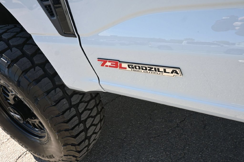 Used 2026 Ford F250 Lariat w/ Black Appearance Package AWD/4WD image 9