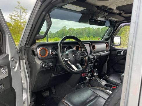 Used 2021 Jeep Gladiator Mojave AWD/4WD image 37