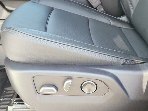 New 2025 GMC Sierra 2500 Denali w/ Technology Package image 17