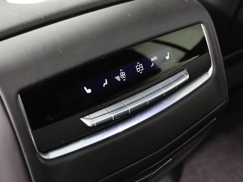 Used 2024 Cadillac Escalade V w/ LPO, ONYX Package AWD/4WD image 33