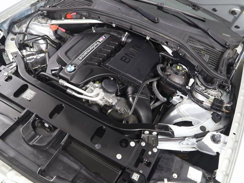 Used 2018 BMW X4 M40i image 19