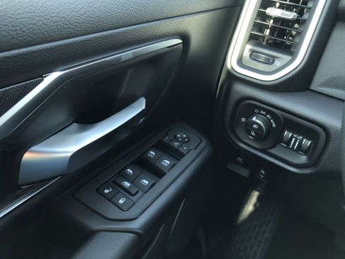 New 2026 RAM 1500 4x4 Crew Cab image 20