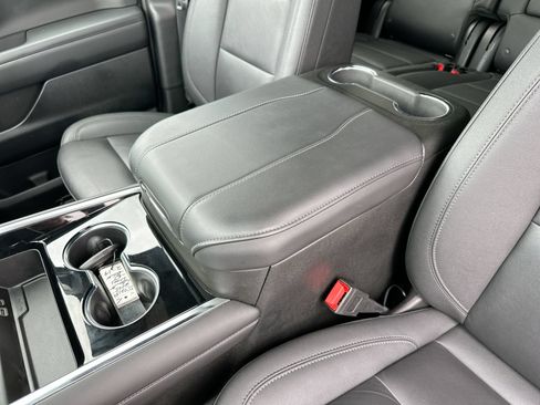 Used 2025 Chevrolet Tahoe LT AWD/4WD image 20