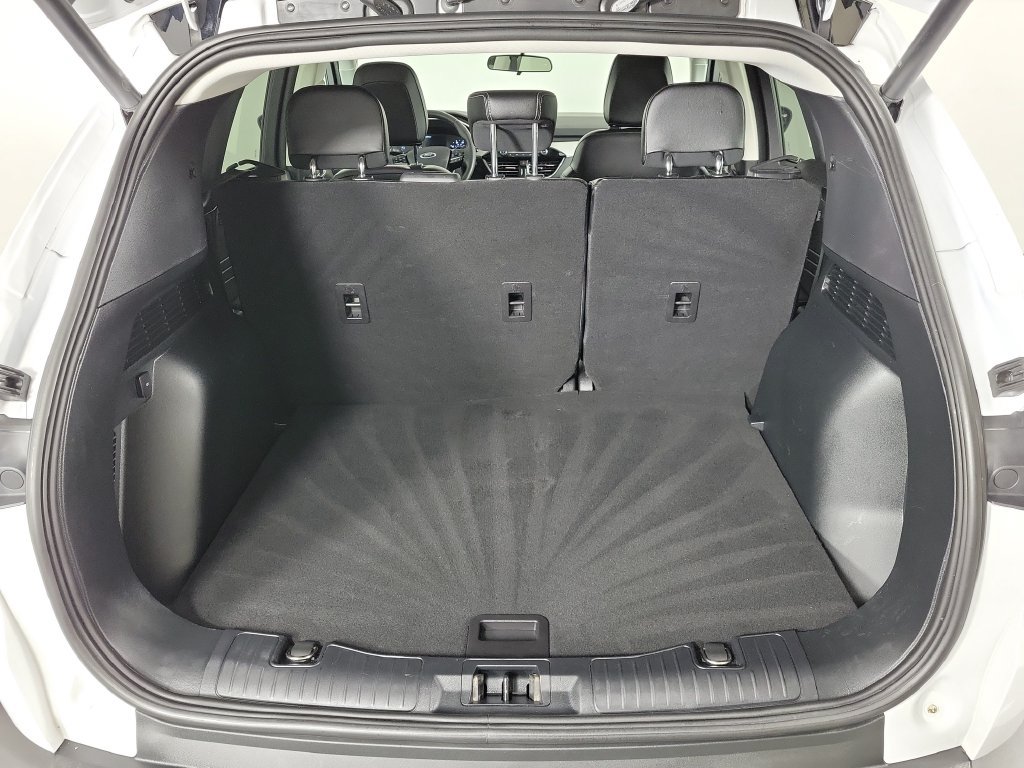 Used 2022 Ford Escape SEL AWD/4WD image 9