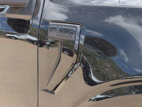 Used 2025 Ford F150 Lariat w/ Equipment Group 502A High AWD/4WD image 14