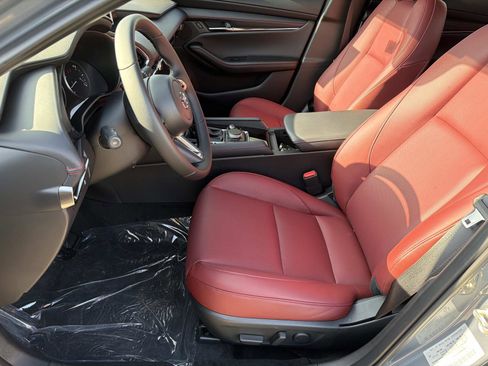 New 2026 MAZDA MAZDA3 Carbon image 19