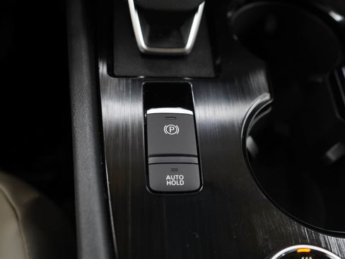 Used 2023 Nissan Rogue SV w/ SV Premium B Package AWD/4WD image 24