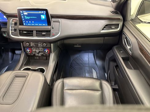 Used 2022 Chevrolet Tahoe LT w/ Luxury Package image 27