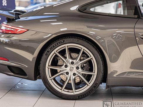 Used 2019 Porsche 911 Carrera image 11
