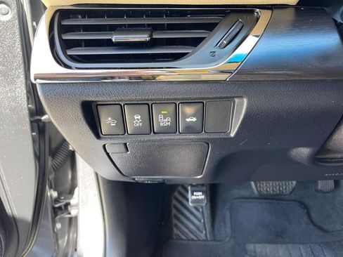 Used 2018 Toyota Avalon XLE Premium w/ Preferred Accessory Package FWD image 30