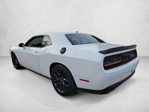 Used 2022 Dodge Challenger GT w/ Blacktop Package image 7