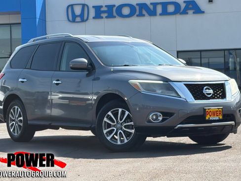 Used 2015 Nissan Pathfinder SV AWD/4WD image 1