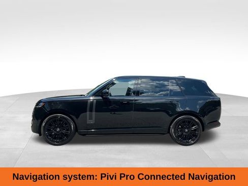 Used 2024 Land Rover Range Rover Long Wheelbase Autobiography image 2