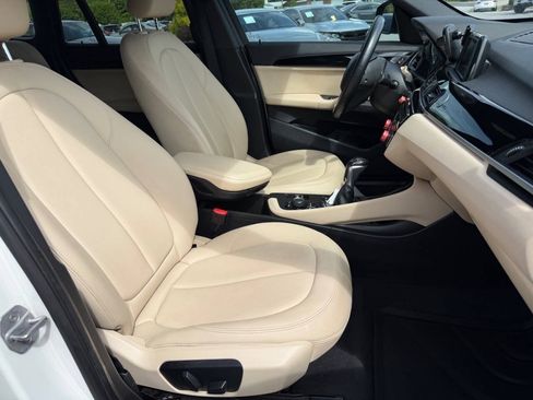 Used 2018 BMW X1 xDrive28i AWD/4WD image 19