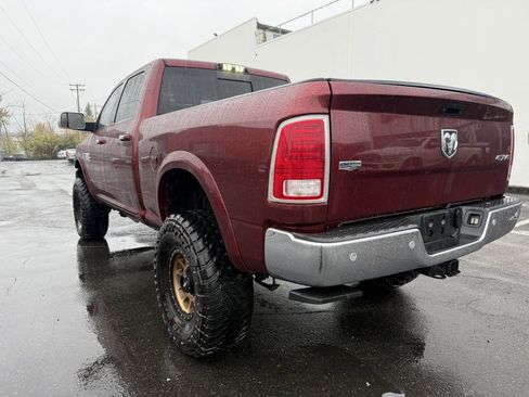 Used 2018 RAM 2500 Laramie image 3