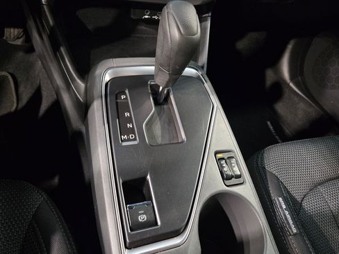 Used 2024 Subaru Crosstrek 2.0i Premium image 33