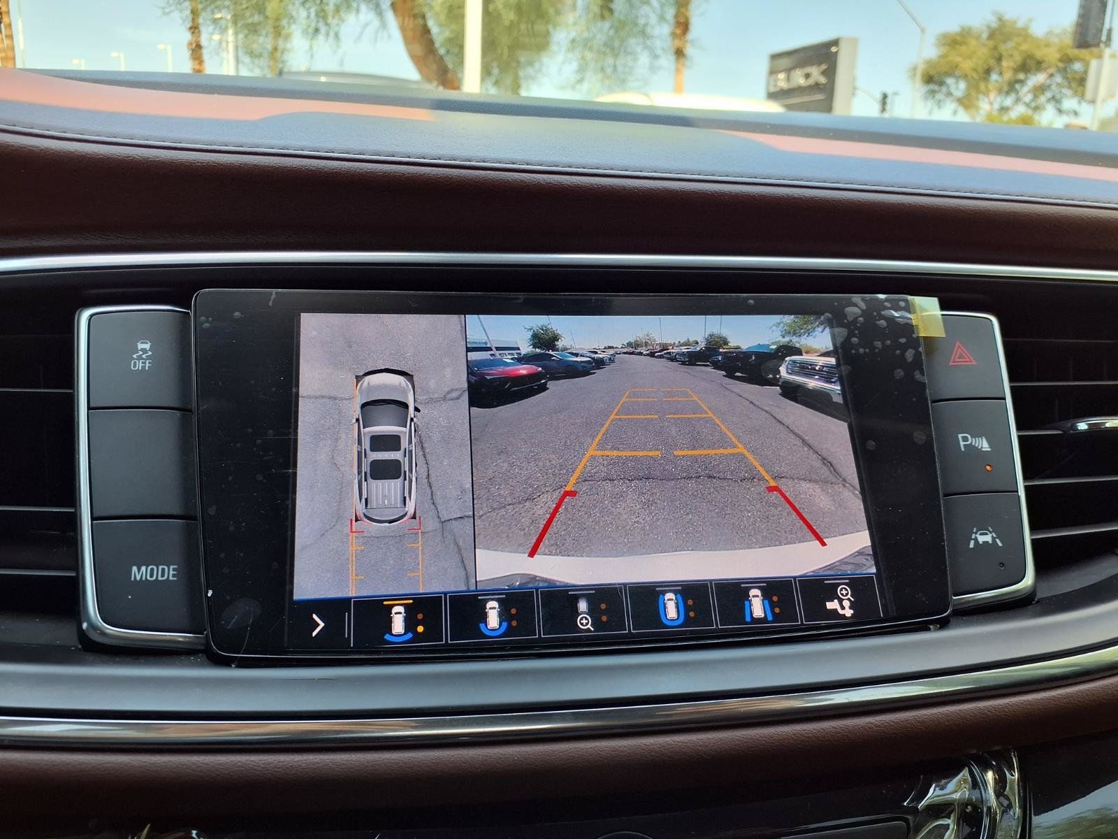 Used 2021 Buick Enclave Avenir w/ Avenir Technology Package FWD image 23