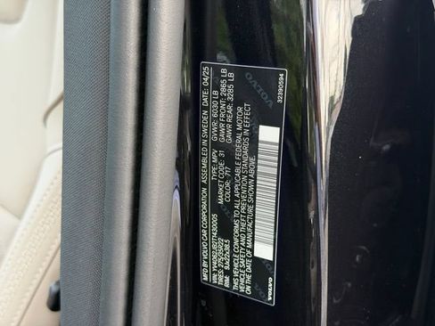 Certified 2026 Volvo XC90 B6 Plus w/ Protection Package Premier AWD/4WD image 21