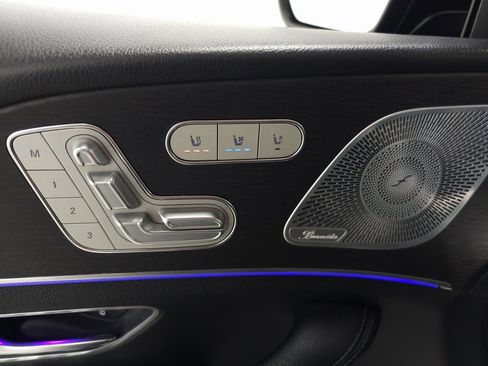 Used 2020 Mercedes-Benz GLS 580 4MATIC image 15