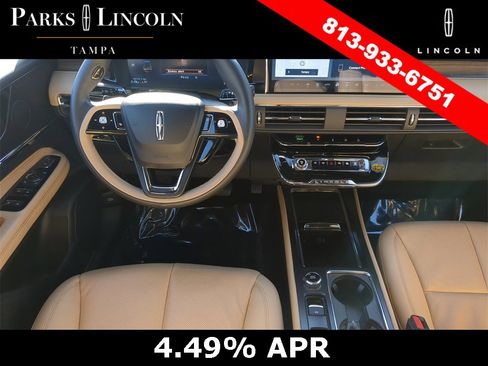 Certified 2023 Lincoln Corsair Reserve image 12