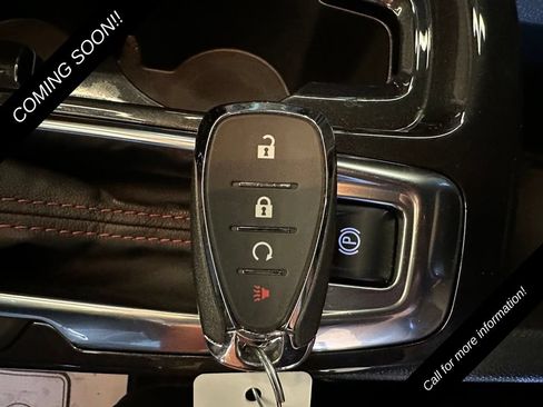 Used 2022 Chevrolet TrailBlazer RS w/ Convenience Package FWD image 17